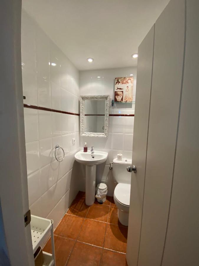 Centrica Con Aire Acondicionado Bano Privado Nevera Séjour chez l'habitant Cadaqués